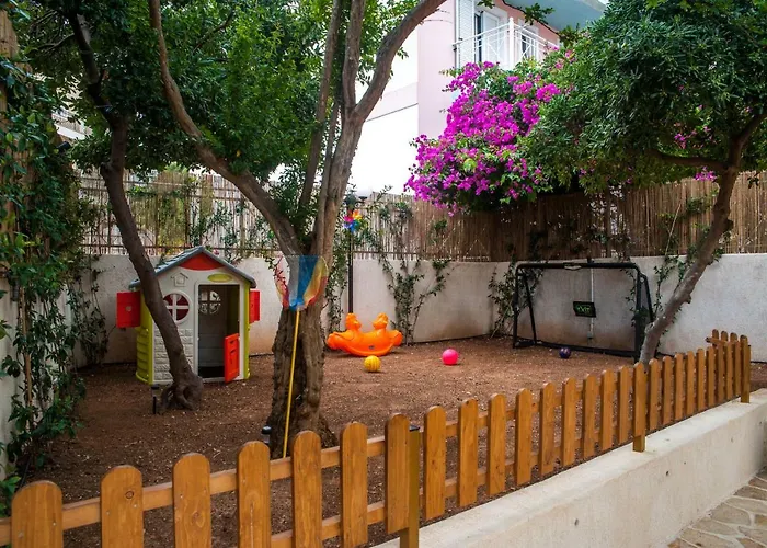 Nauticum House * アルゴストリオン